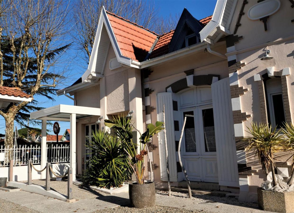 Hotel Villa Teranga アンデルノ・レ・バン エクステリア 写真